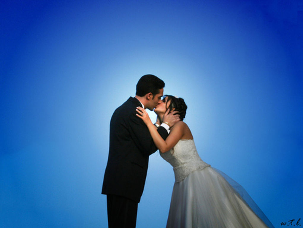 Wedding Kiss