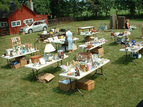 Personal Finance Lessons Learned from Yard Sales - SavingAdvice.com Blog