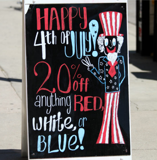 What stores are opened and closed on July 4th