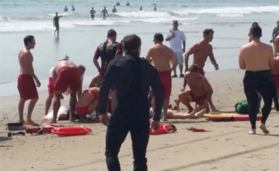 13 injured and 1 killed in lightning strike on Venice Beach