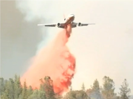 hikers evacuated from fire near Yosemite national park