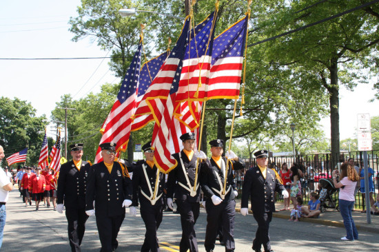 what is open and closed on Memorial Day