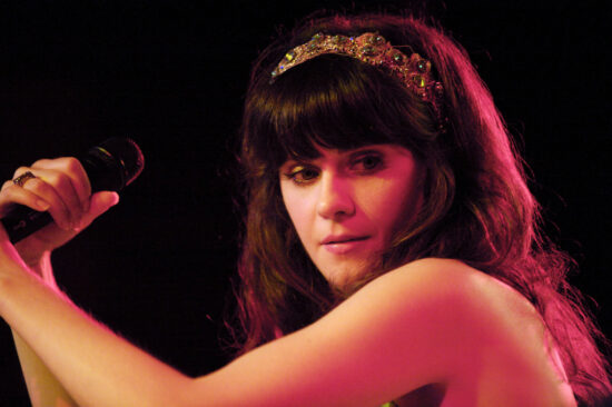 Zooey Deschanel Frugal