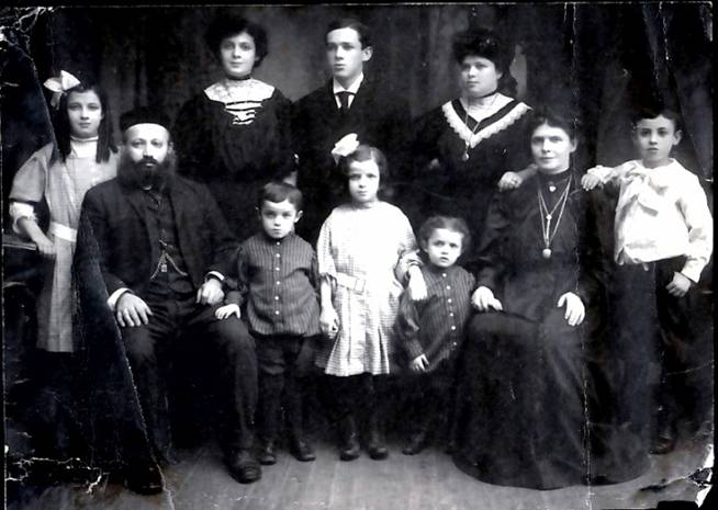 My maternal great-grandparents' family circa 1906
