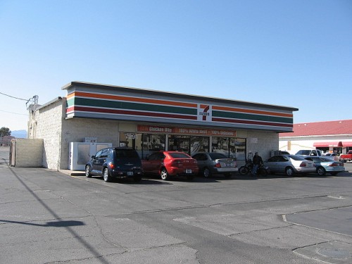 7-11 convenience store
