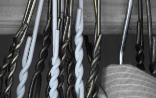 20 money saving uses for wire coat hangers