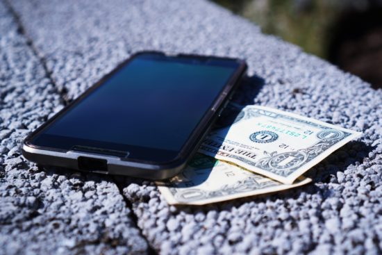 <img src="squarescashapp.png" alt="wallet money">