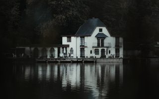 Saving Money on Your Retirement Home