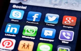 Financial Benefits of Deleting Social Media Apps