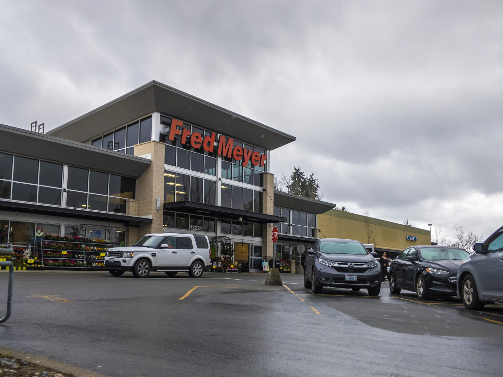 Get The Fred Meyer Holiday Hours and Save Big This Season
