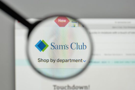 Magnifying glass over the Sam's Club logo on the website