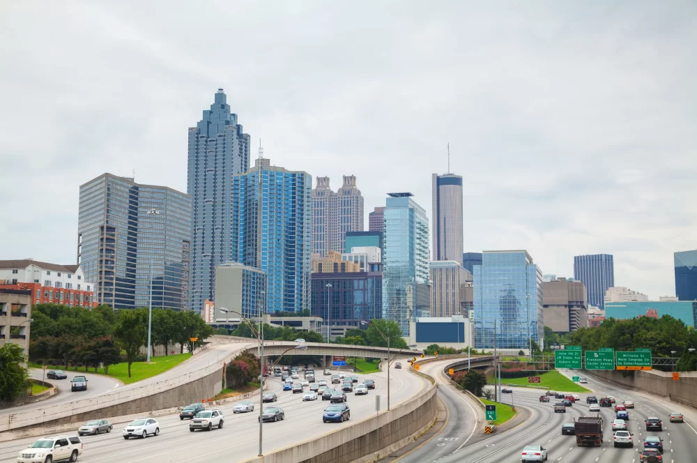 16 Must-Know Insider Tips for Your Big Move to the Hollywood of the South!