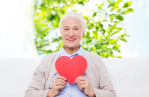 15 Warning Signs of a Scam Targeting Seniors