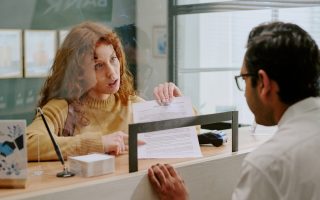 banks open on thanksgiving