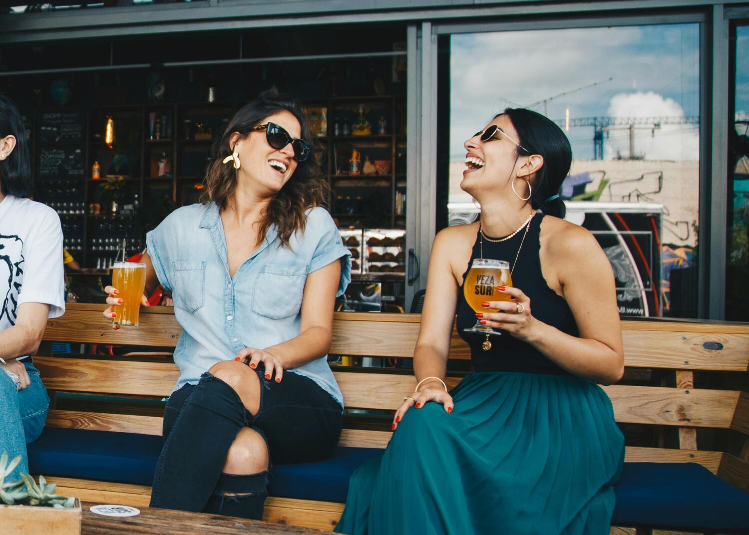 Friendship or Obligation? 8 Indicators You’re Caught in a One-Sided Relationship Friendship or Obligation? 8 Indicators You’re Caught in a One-Sided Relationship