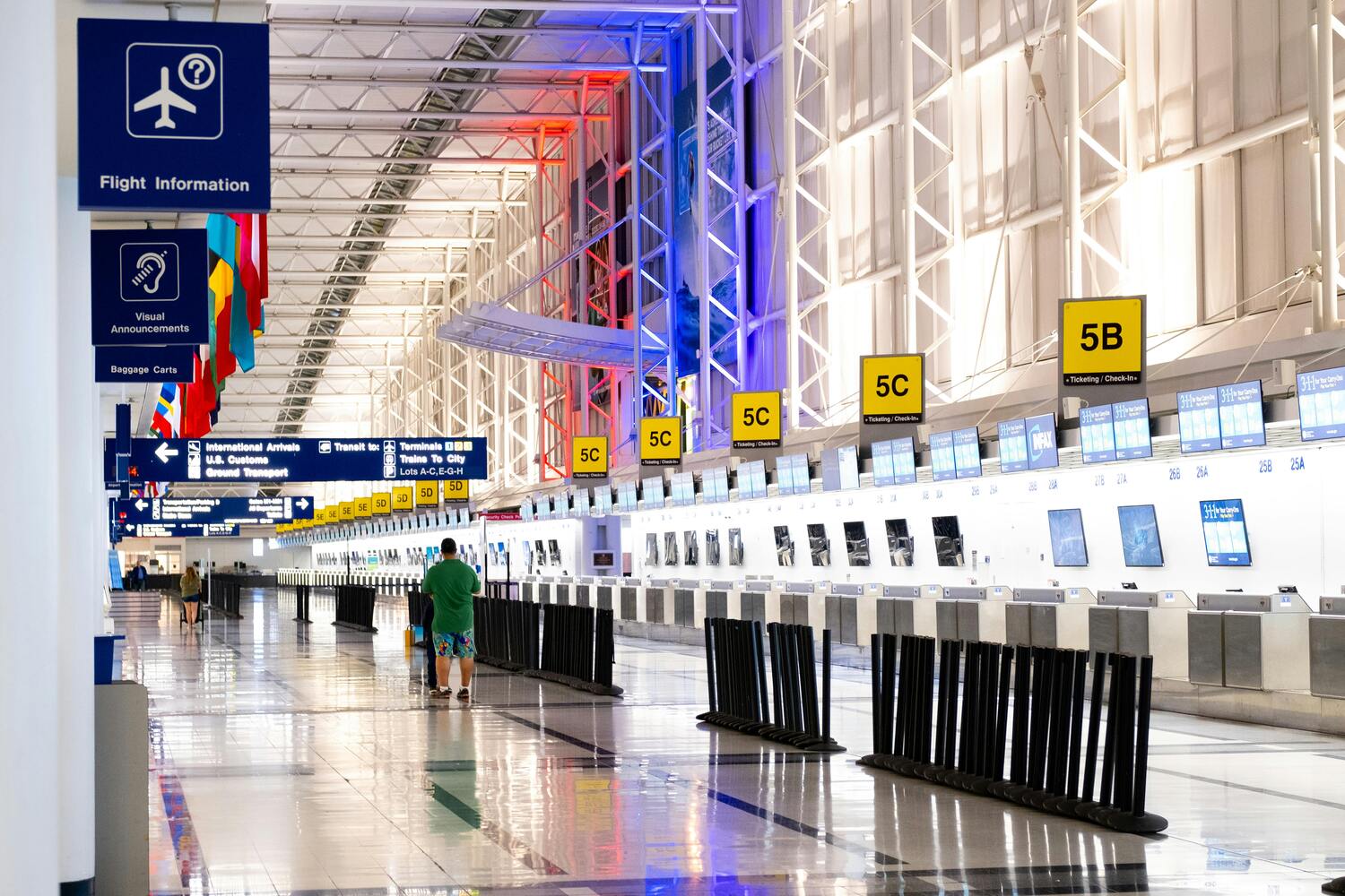 international airport, empty airport