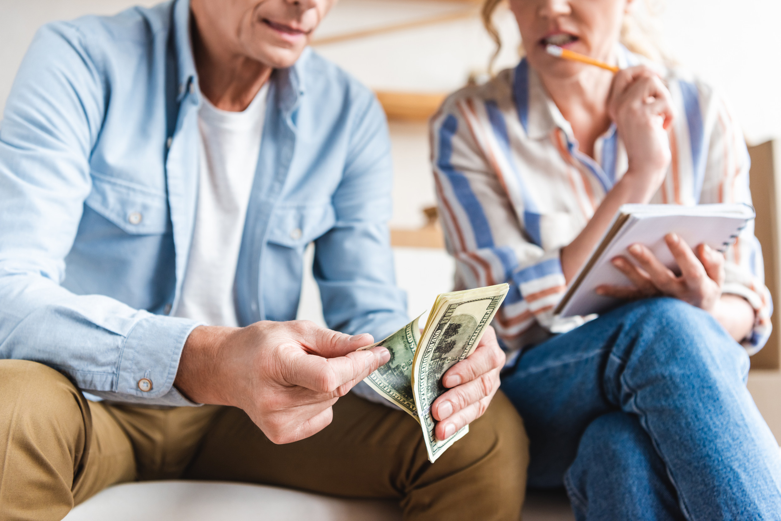 9 Monetary “Favors” to Household That Usually Backfire 9 Monetary “Favors” to Household That Usually Backfire