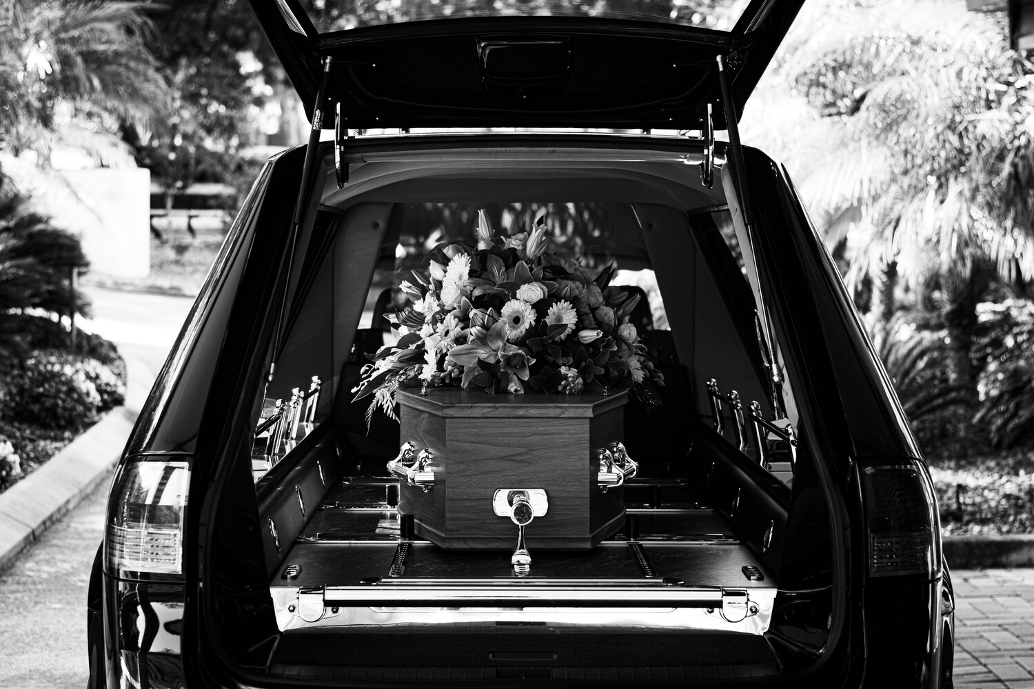 Are Funeral Administrators Educated to Upsell You? Are Funeral Administrators Educated to Upsell You?