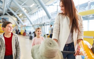 middle class struggles to afford family vacation