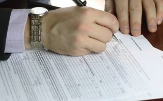 signing contract not reading fine print