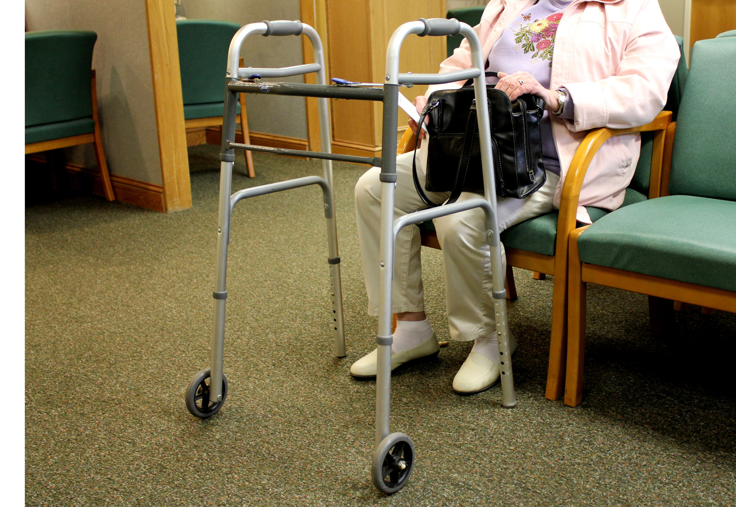 Boomers retiring far from healthcare
