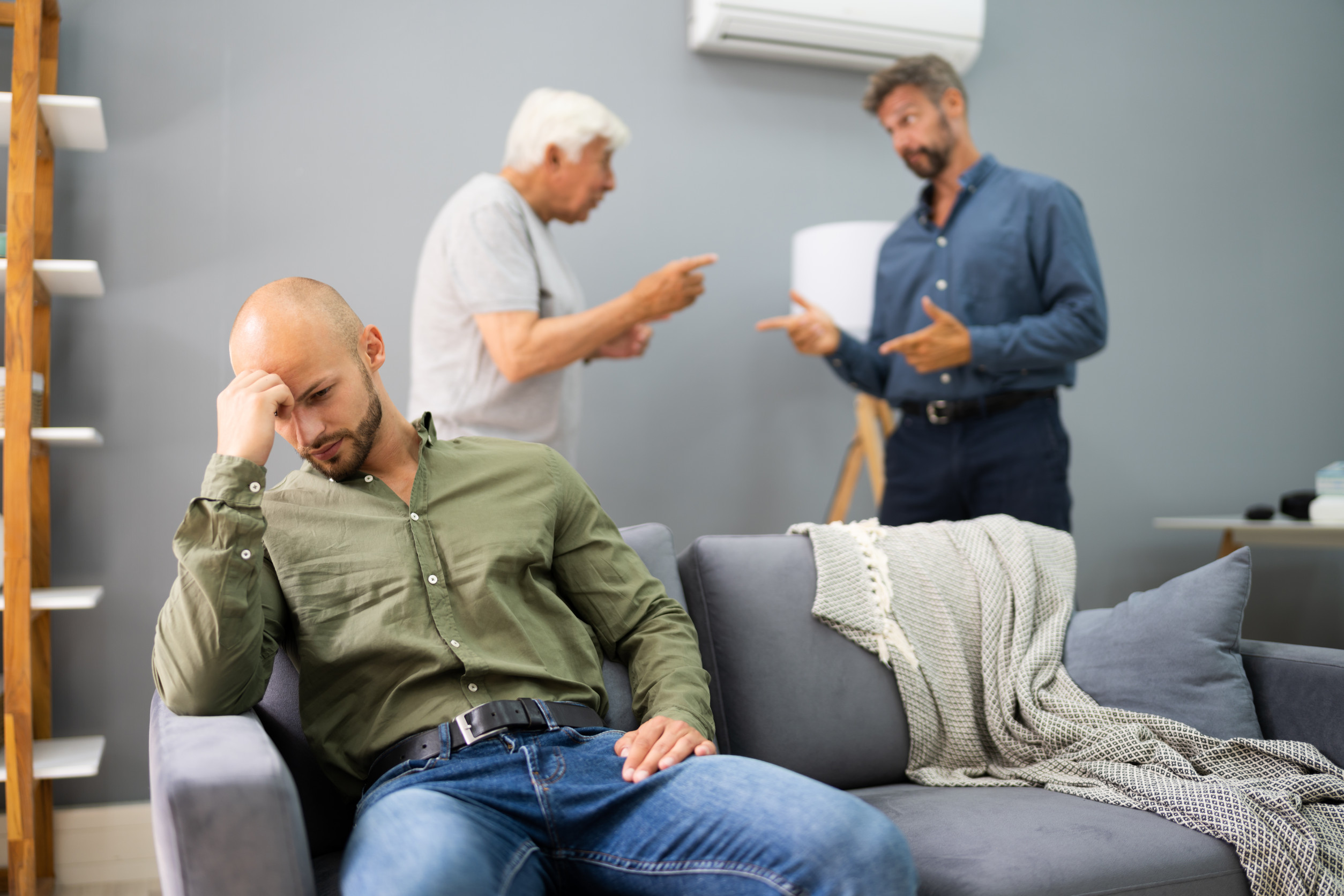 adult siblings fighting over caregiving
