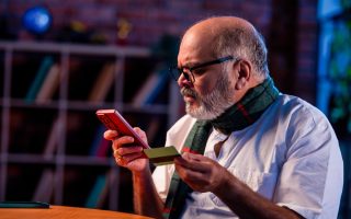 banks making it harder for seniors to access their money