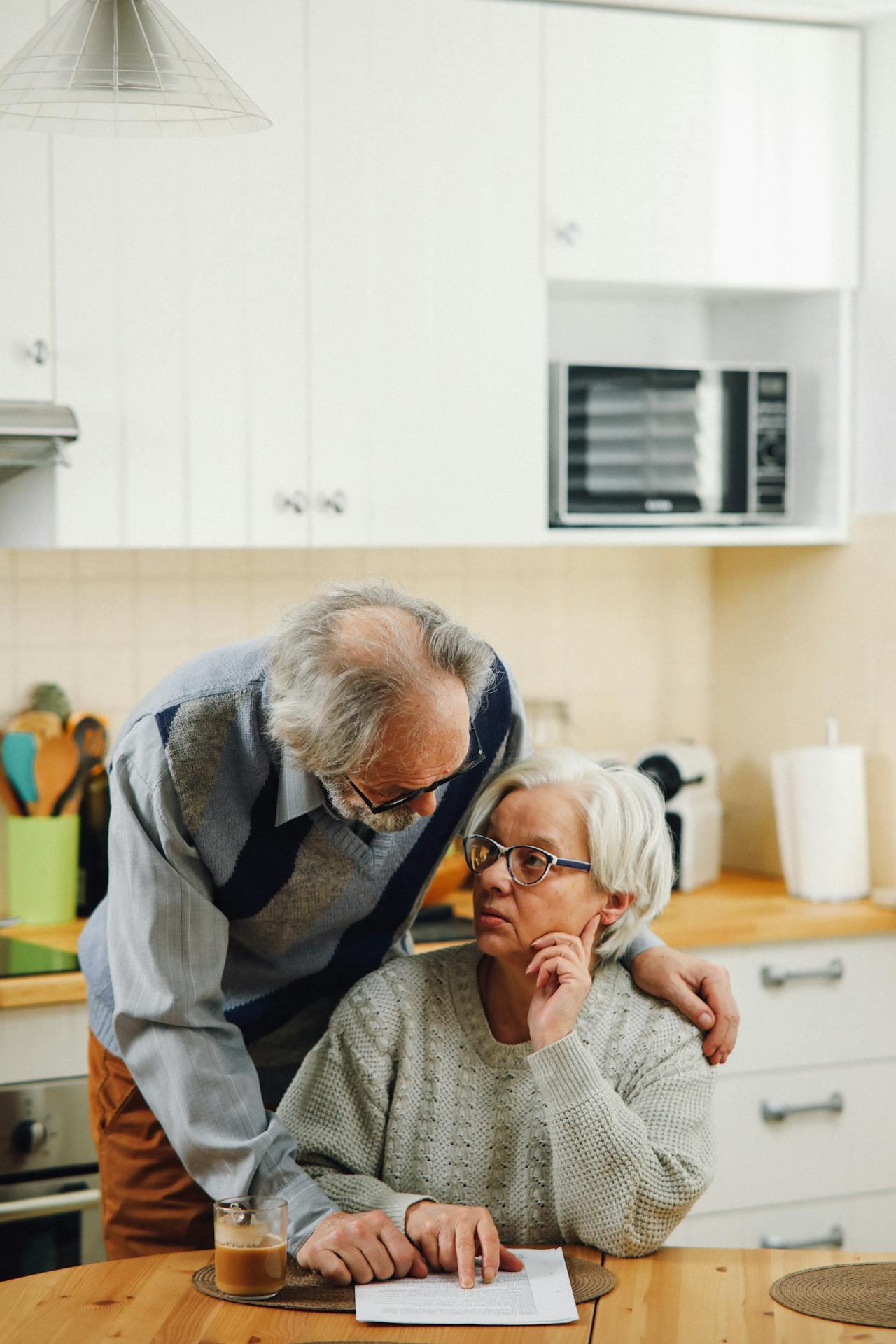 7 Ways Empty Nest Boomers Can Reduce January Spending Immediately 7 Ways Empty Nest Boomers Can Reduce January Spending Immediately