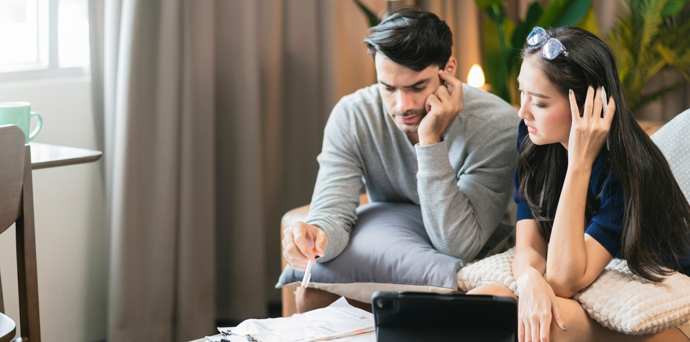 money habits that push you into debt cycles