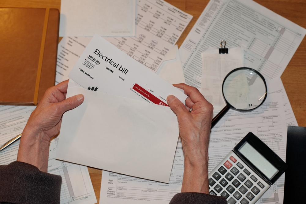 Why Your January Electric Bill Has a New ‘Grid Fee’ (And the 13 States Hit Hardest)